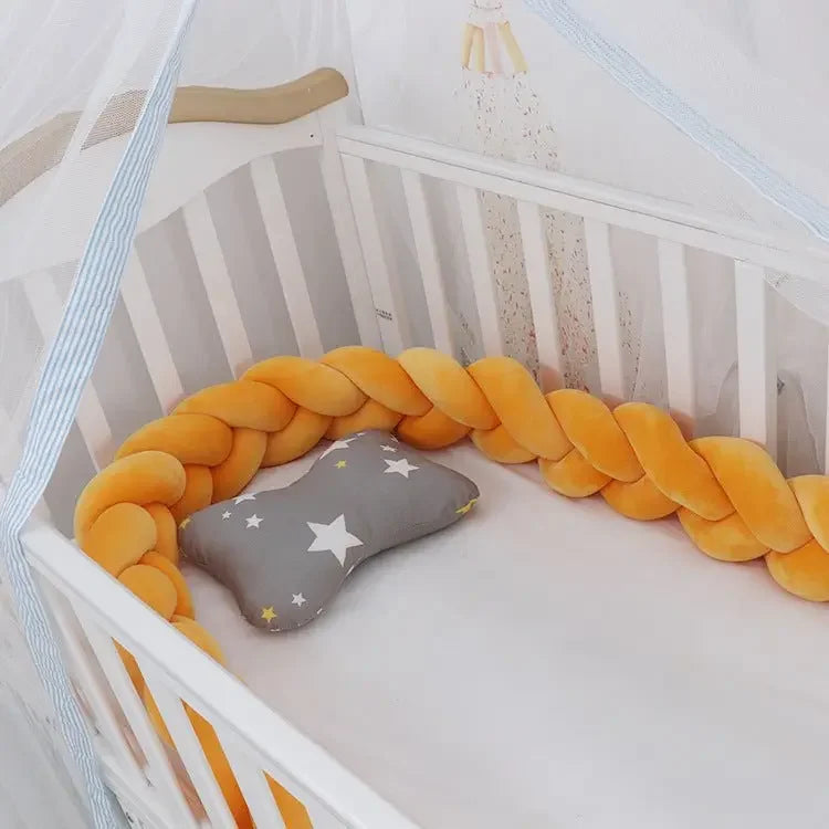 Protector Cuna Bebé Anti-Golpes - Trenza Suave Seguridad Infantil - Huellitas de Vida