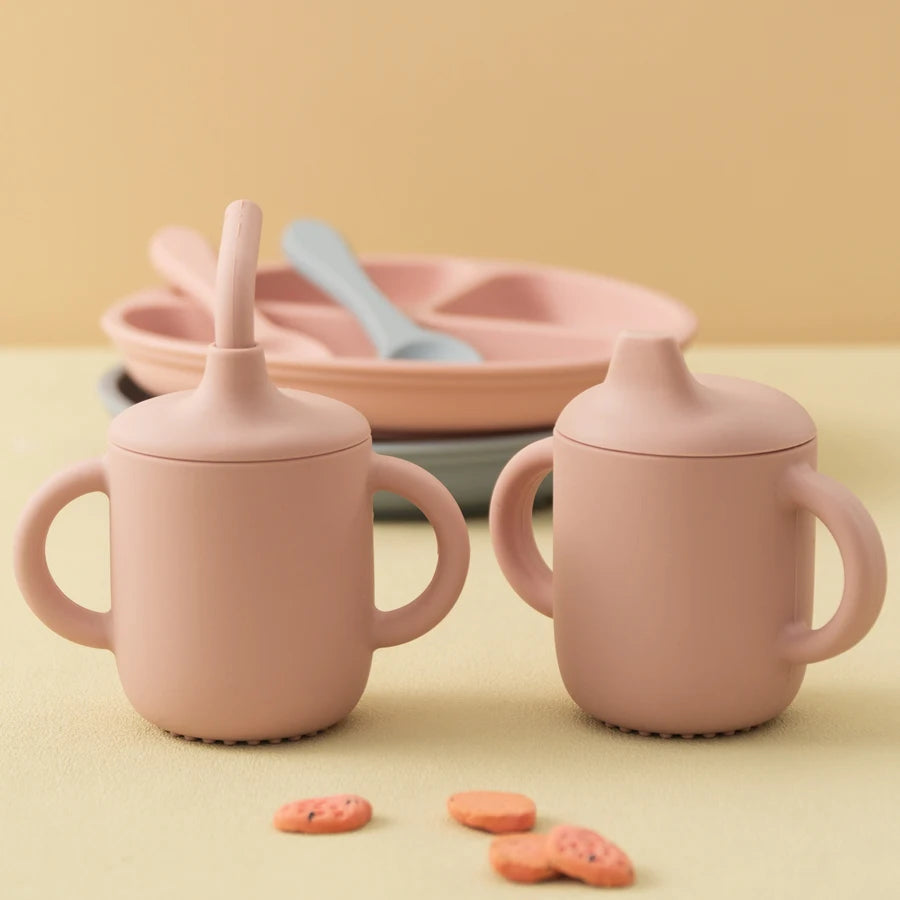 Vaso Sippy Silicona Bebé Doble Tapa - Botella Agua Portátil Aprendizaje Alimentación Sin BPA - Huellitas de Vida