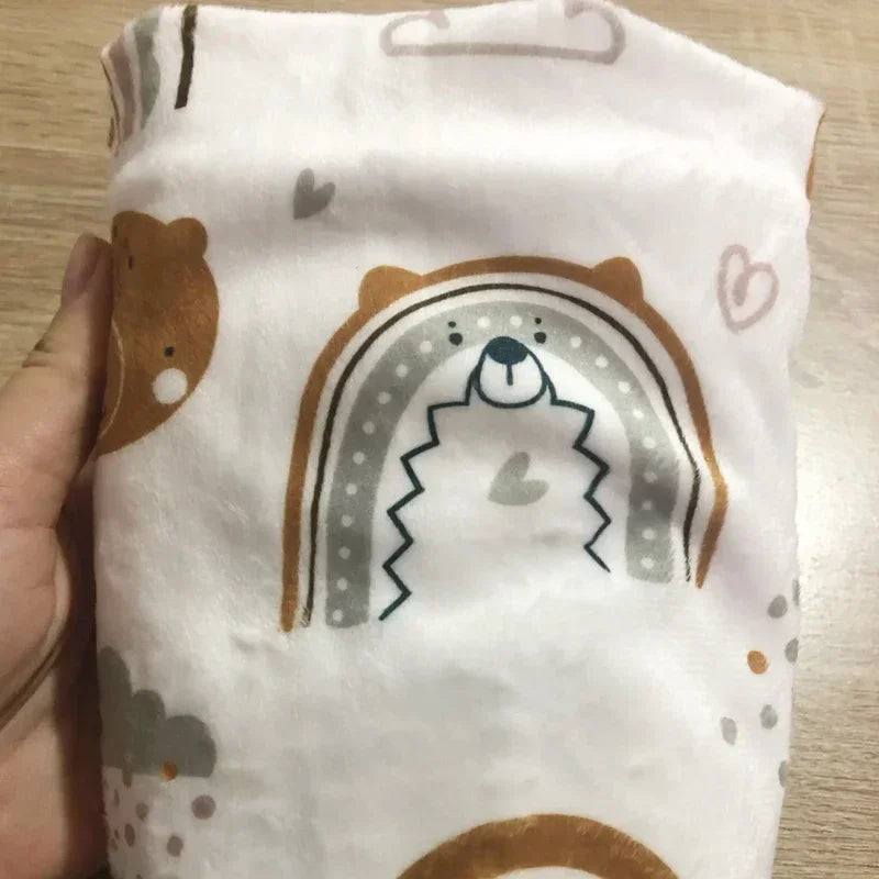 Funda Cambiador Bebé Reutilizable - Sábana Suave Material Minky Transpirable Diseño Impreso - Huellitas de Vida