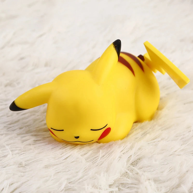 Lámpara Nocturna Pikachu Pokémon - Luz Mesita Noche Niños Juguete Luminoso Regalo Cumpleaños - Huellitas de Vida