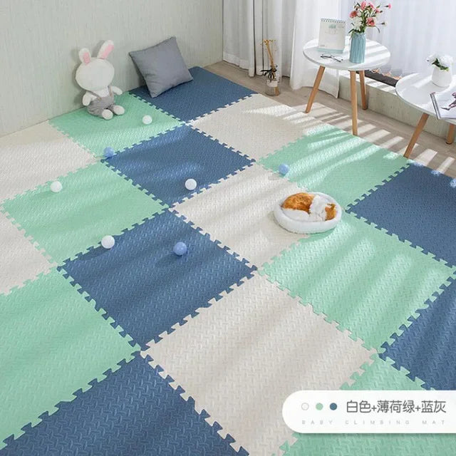 Alfombra Puzzle Foam Bebé 16pcs - Tapete Juegos Suave Entrelazado 30x30cm Área Segura - Huellitas de Vida
