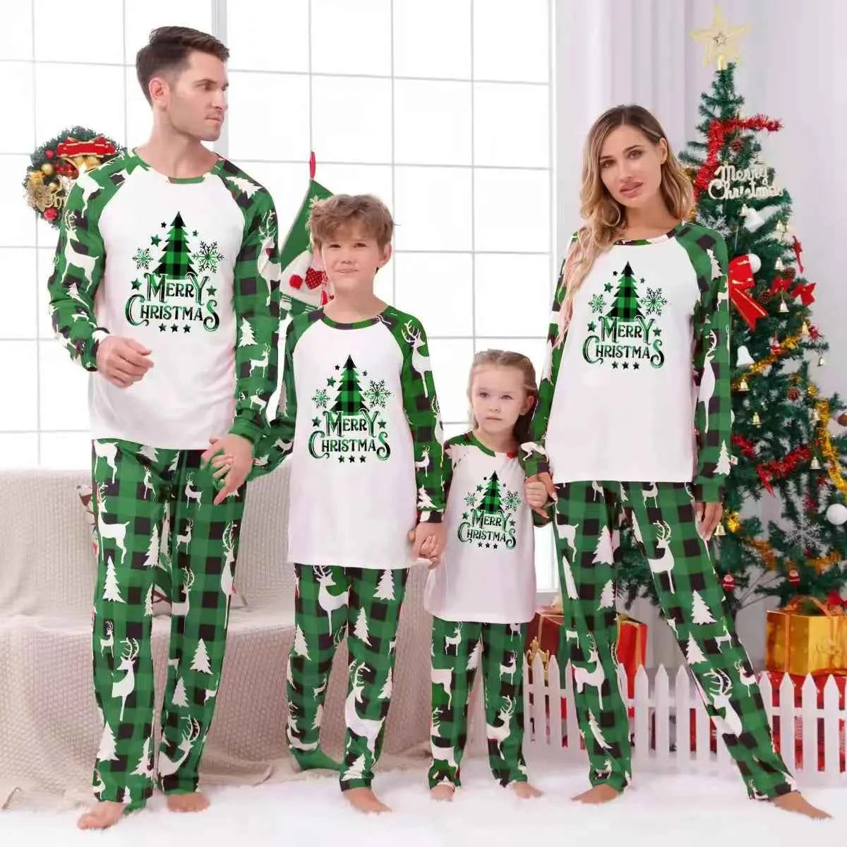 Pijama Navidad Familiar Verde Algodón - Conjunto Mamá Niños Bebé Perro 2025