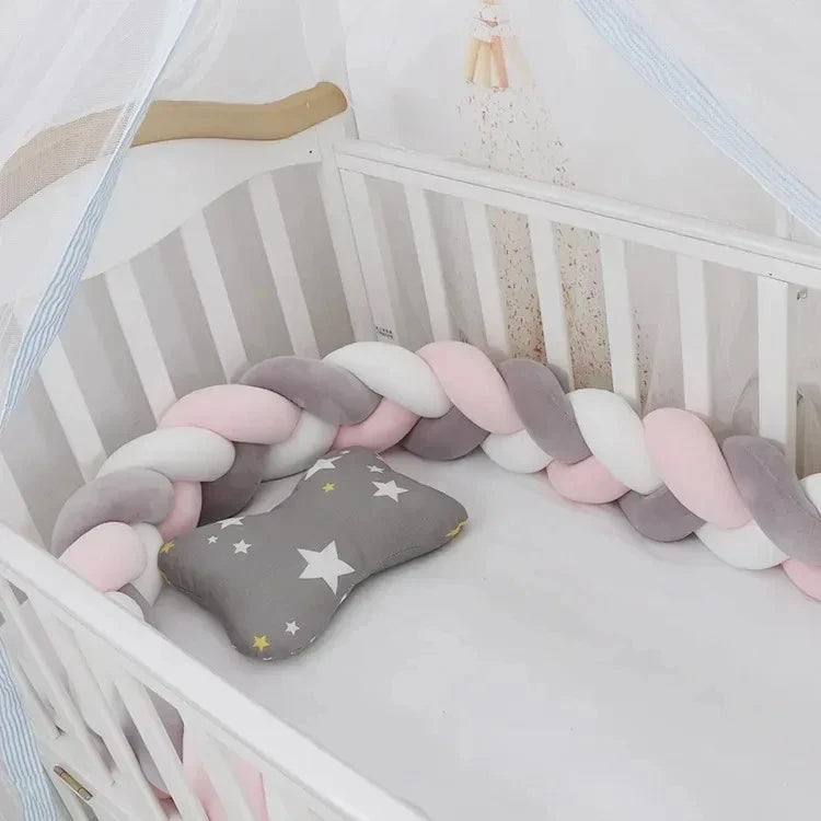 Protector de Cuna Trenzado Tipo Nudo - Seguridad y Decoración Bebé - Huellitas de Vida