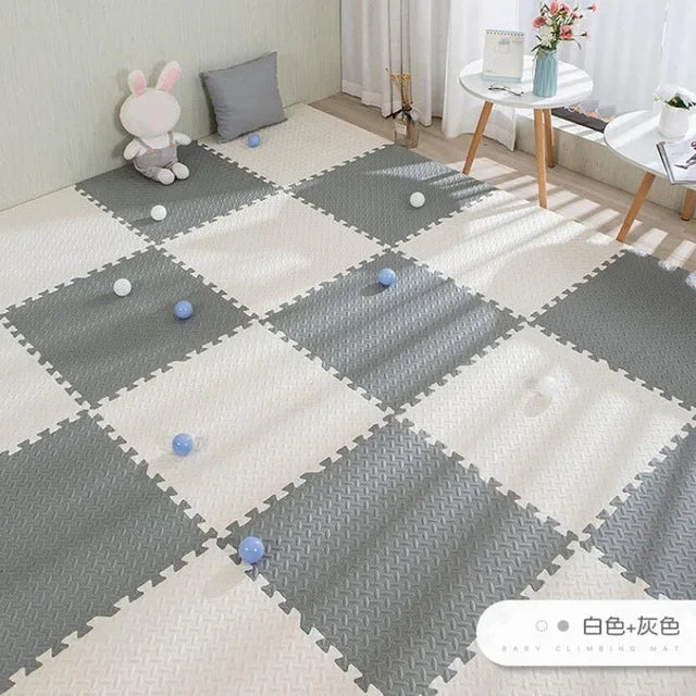 Alfombra Puzzle Foam Bebé 16pcs - Tapete Juegos Suave Entrelazado 30x30cm Área Segura - Huellitas de Vida