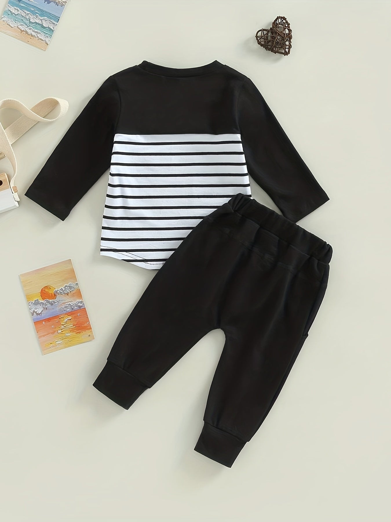 Conjunto Bebé Niño Manga Larga - Sudadera Bolsillo Pantalón Rayas Ropa Cómoda Casual - Huellitas de Vida
