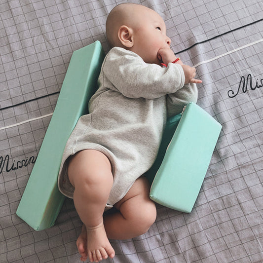 Almohada Posicionadora Bebé - Cojín Lateral Descanso Seguro Recién Nacido - Huellitas de Vida